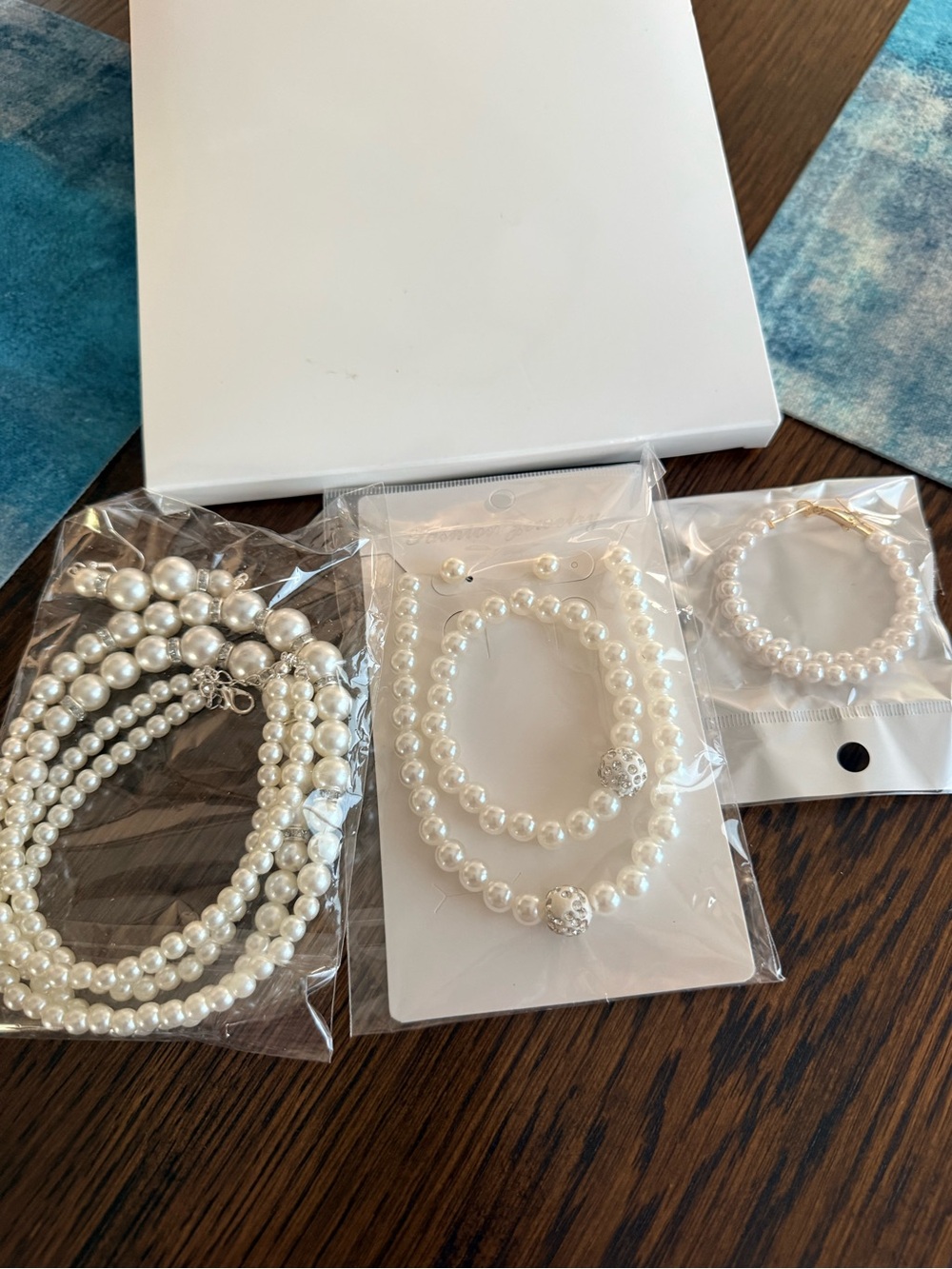 Classic White Faux Pearl Bracelet and Necklace Set - Elegant Women's Jewelry
